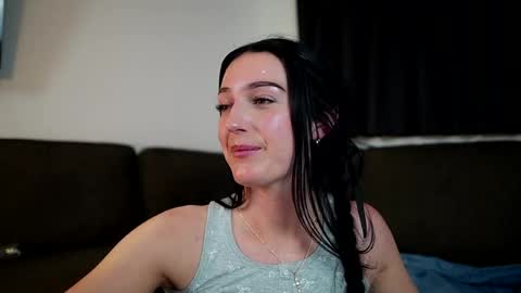 kiwikanga momentopname van live room op Chaturbate