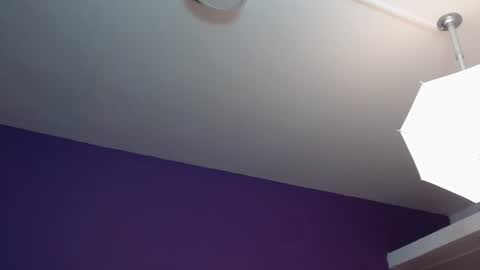 kyliiebaker live room snapshot on Chaturbate