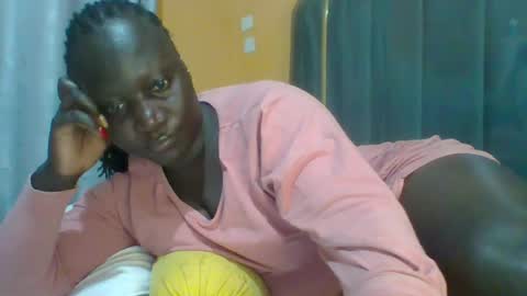 ladyblossoms19 Momentaufnahme des Live-Raums auf Chaturbate