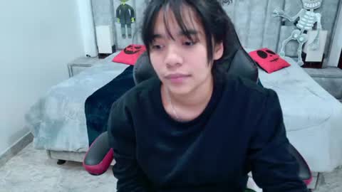 laurent1_ Momentaufnahme des Live-Raums auf Chaturbate