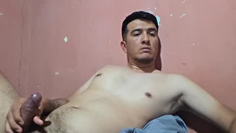 leche_dura122 captura de la sala en vivo en Chaturbate