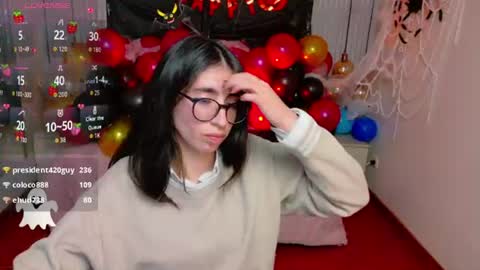 lena_roses Momentaufnahme des Live-Raums auf Chaturbate