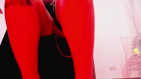 lenasweetx live room snapshot on Chaturbate