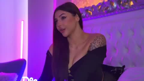 lexy_banks captura de la sala en vivo en Chaturbate