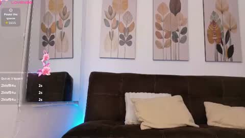 lily_cooper1 momentopname van live room op Chaturbate