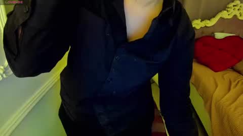 lily_merlin снимок онлайн-комнаты на Chaturbate