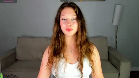 lily_morgann live room snapshot on Chaturbate