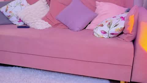 lilylumina_ Momentaufnahme des Live-Raums auf Chaturbate