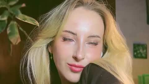 limerenceme Momentaufnahme des Live-Raums auf Chaturbate