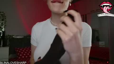 linalovesharp Momentaufnahme des Live-Raums auf Chaturbate