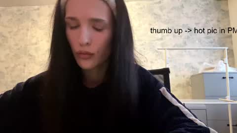 lindsaywhiddon Momentaufnahme des Live-Raums auf Chaturbate