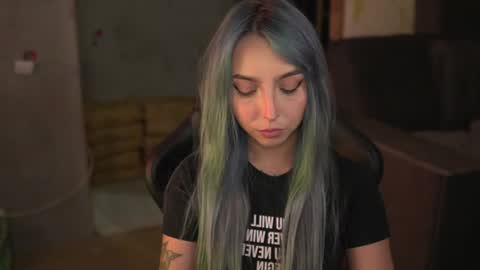 lis_silver Momentaufnahme des Live-Raums auf Chaturbate
