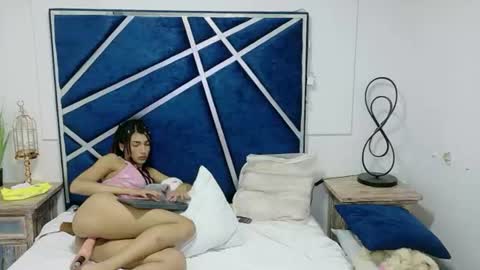 lisa_and_mia Momentaufnahme des Live-Raums auf Chaturbate