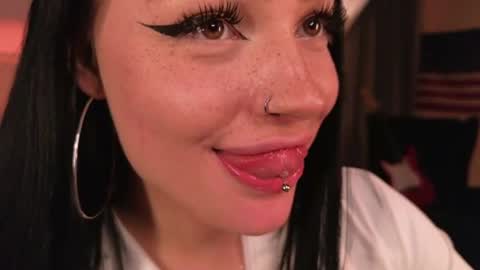 lisaaaliss Momentaufnahme des Live-Raums auf Chaturbate