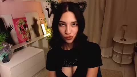 lizziehodrick снимок онлайн-комнаты на Chaturbate