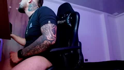 lliamm_2 Momentaufnahme des Live-Raums auf Chaturbate