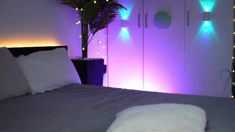 lorettelorenaa Momentaufnahme des Live-Raums auf Chaturbate