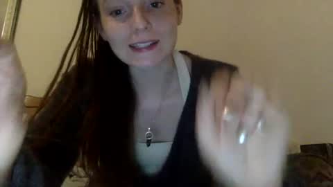 luci_layne momentopname van live room op Chaturbate