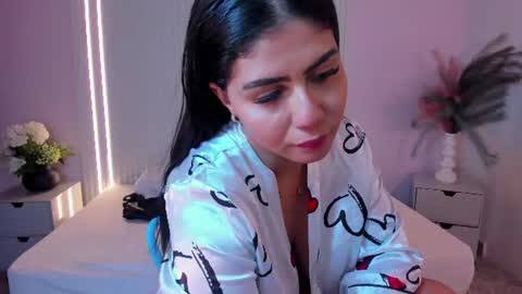 lucywild8 Momentaufnahme des Live-Raums auf Chaturbate