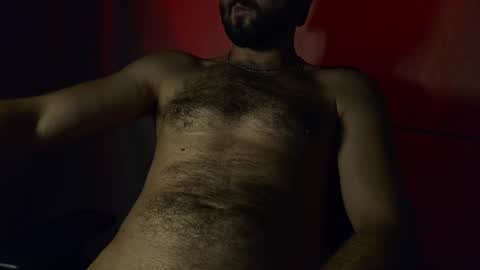 lukepetrovic captura da sala ao vivo na Chaturbate