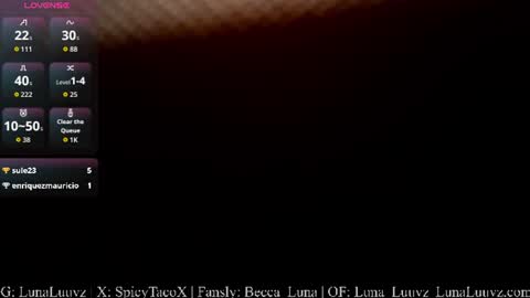 luna_luuvz Momentaufnahme des Live-Raums auf Chaturbate