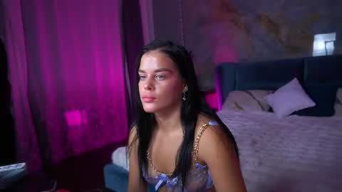luna_nextdoor Momentaufnahme des Live-Raums auf Chaturbate