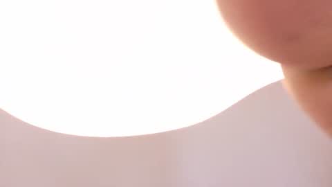 lunna__tylor live room snapshot on Chaturbate