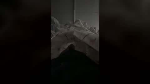 lustylove987 captura da sala ao vivo na Chaturbate