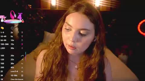 luxsopphia_ live room snapshot on Chaturbate
