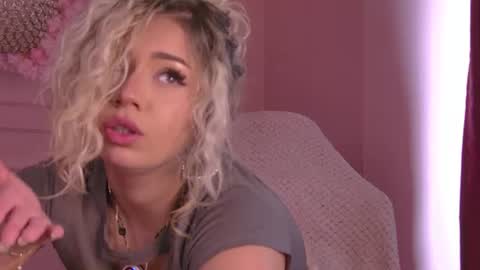 maddisonblush captura de la sala en vivo en Chaturbate