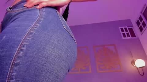 majo_rose captura da sala ao vivo na Chaturbate