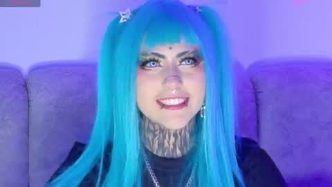 maliciaxpoison live room snapshot on Chaturbate