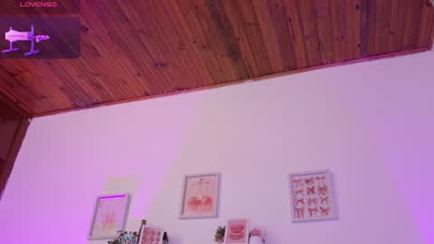 malka_bunnyrose captura de la sala en vivo en Chaturbate