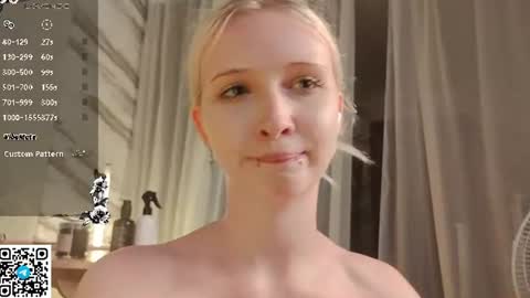 margaretasey live room snapshot on Chaturbate