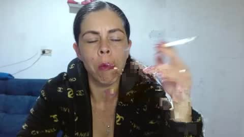 marilyn_xxxx momentopname van live room op Chaturbate