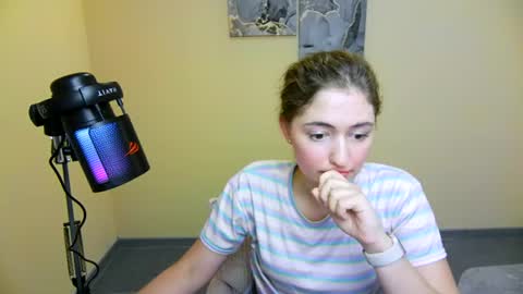 marta_lolli live room snapshot on Chaturbate