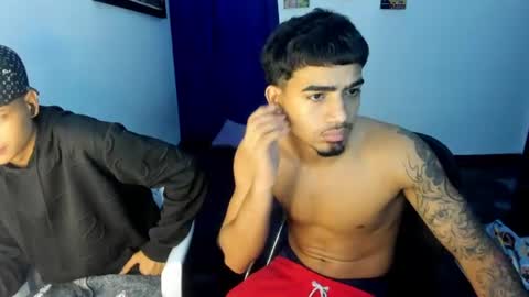 master_boy28 снимок онлайн-комнаты на Chaturbate