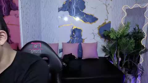 mateoo_tay Momentaufnahme des Live-Raums auf Chaturbate
