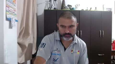 matteosky momentopname van live room op Chaturbate