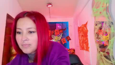 meghan_nill Momentaufnahme des Live-Raums auf Chaturbate