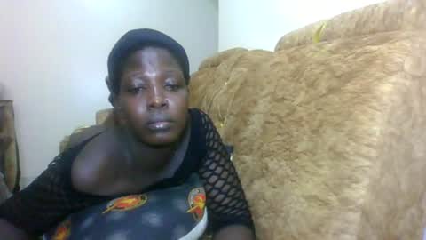 melanie_bae1 Momentaufnahme des Live-Raums auf Chaturbate