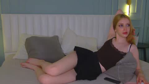 melanieallan captura de la sala en vivo en Chaturbate