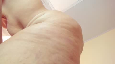 melissarouge live room snapshot on Chaturbate