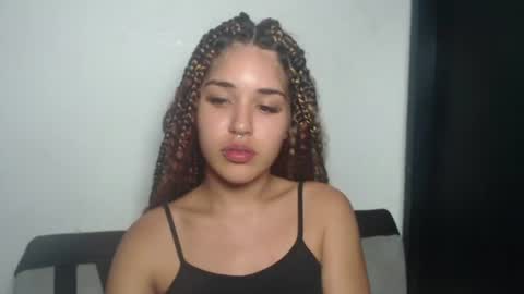 melody_phillips2 live room snapshot on Chaturbate