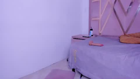 melodymercy captura da sala ao vivo na Chaturbate