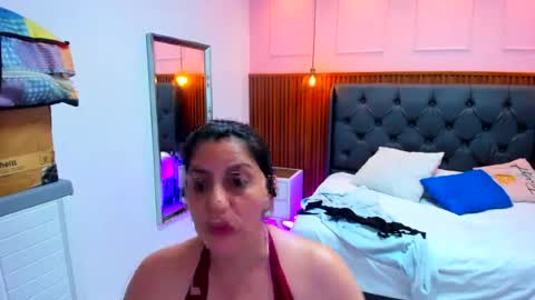 meylagia momentopname van live room op Chaturbate