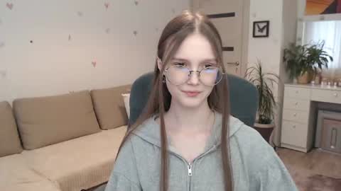 mia_maas снимок онлайн-комнаты на Chaturbate