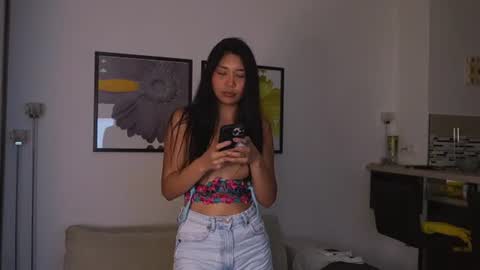 miablisshere captura da sala ao vivo na Chaturbate