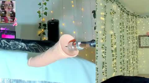 michelle_jones__ captura de la sala en vivo en Chaturbate