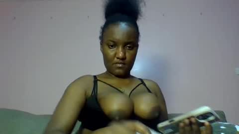 midnight_sexy Momentaufnahme des Live-Raums auf Chaturbate